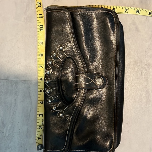 Worthington  genuine leather handbag  EUC black/ silver accents   11.5”x 6”x 2” - Picture 3 of 10